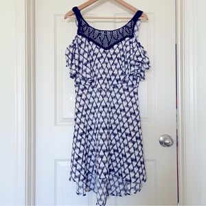 Black & White Cold Shoulder Mini Dress w/ V Neck Back